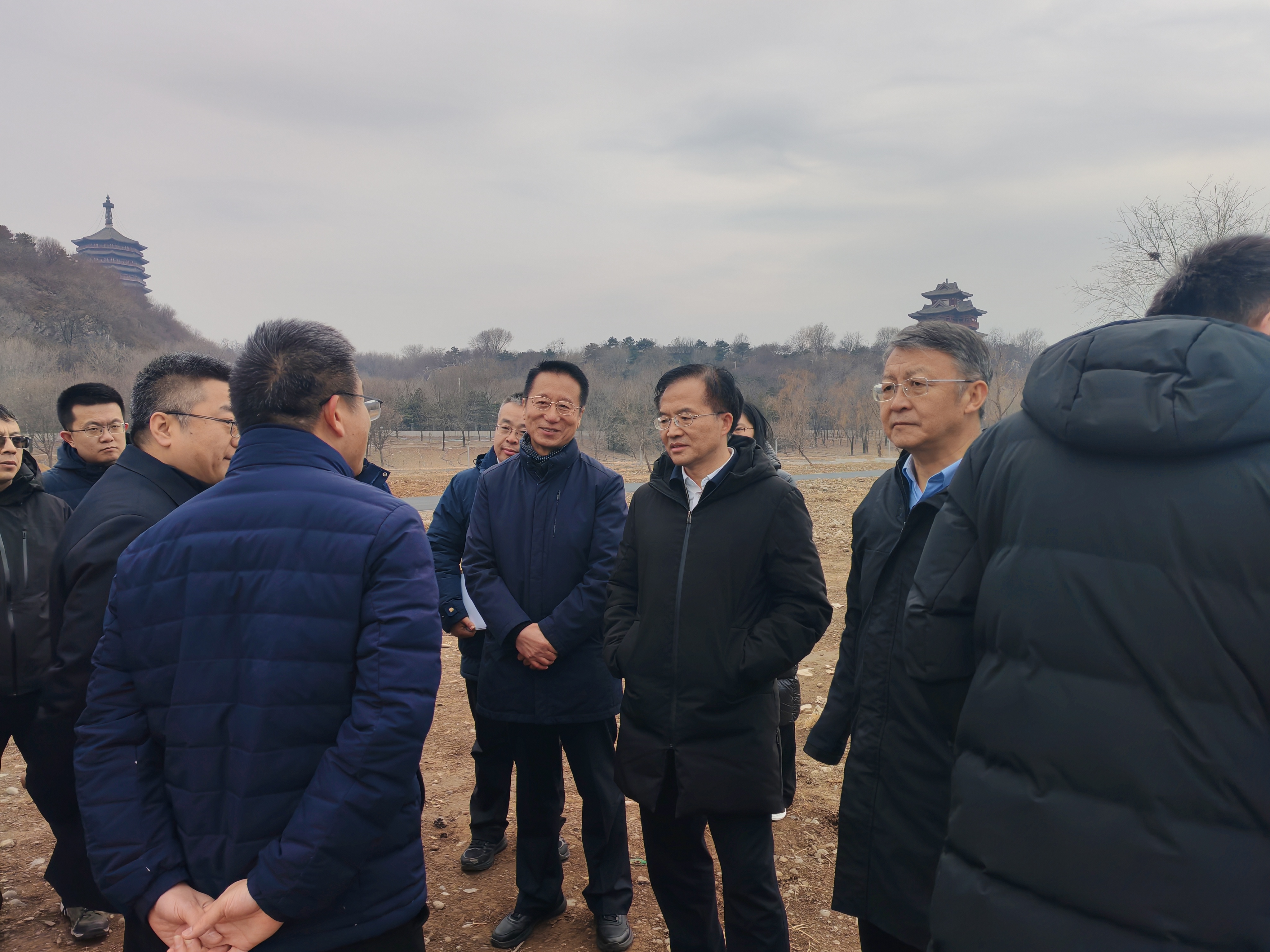 永利集团304登录集团领导陪同文献副市长调研 永定河“两园一河”重点工作